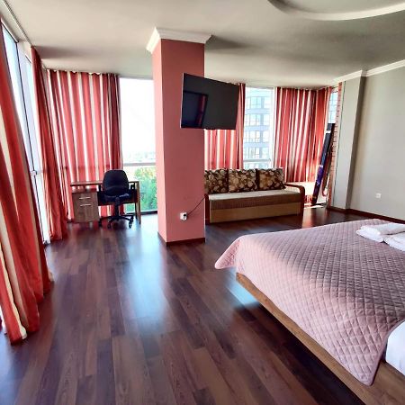 Micromegas Apartments Černovice Exteriér fotografie